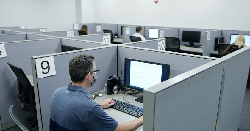 نگران آزمونتان نباشید! در کنار شما هستیم.