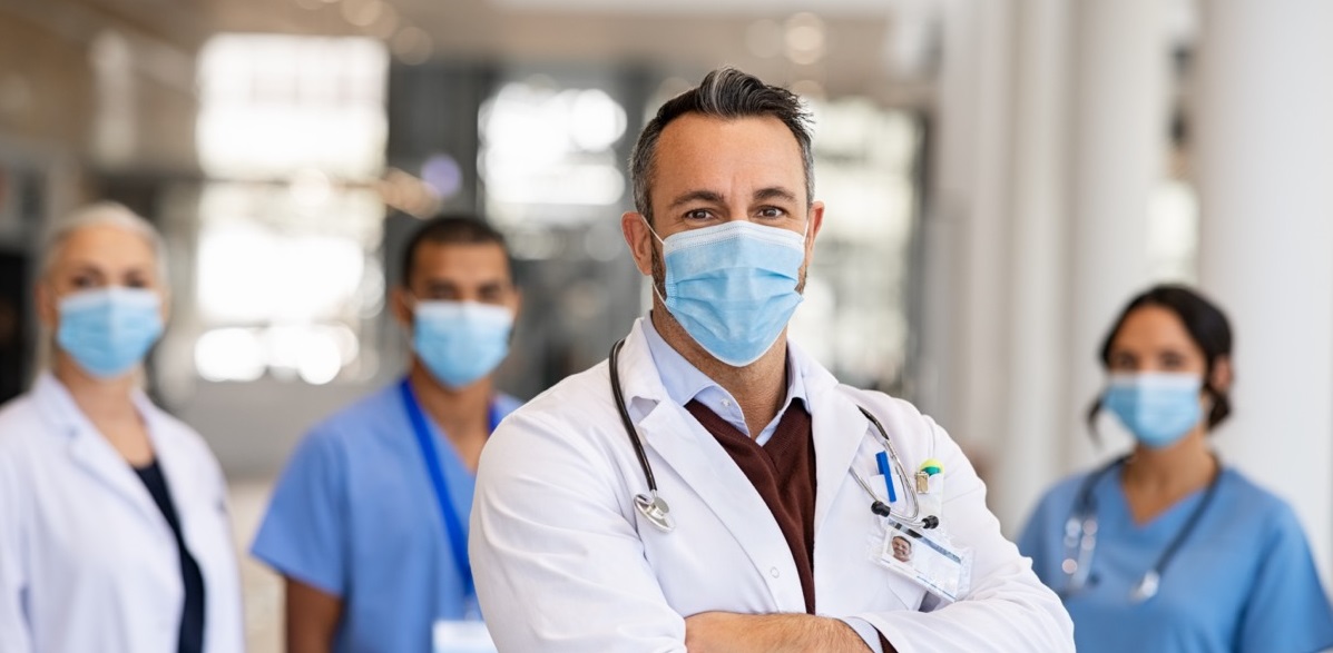 تأیید مدارک پزشکان و صدور مجوز کاری در دبی